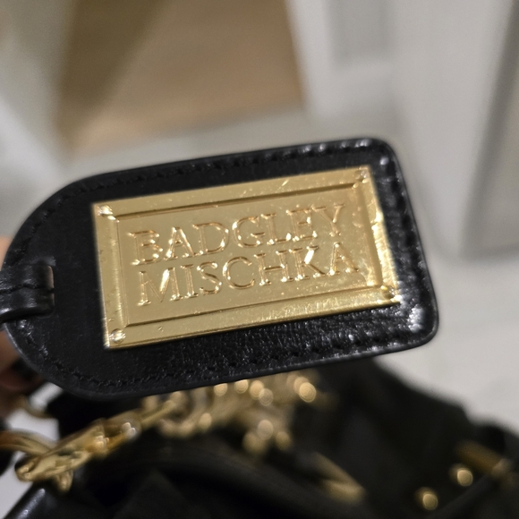 Handbag - Picture 3 of 6